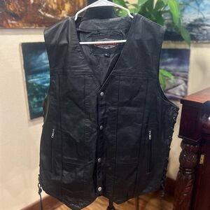 Silver Bike XL leather vest in GUC